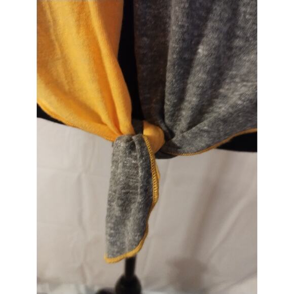 Women's Split Color Southeastern Louisiana University Tie Bottom T-Shirt - Picture 5 of 8